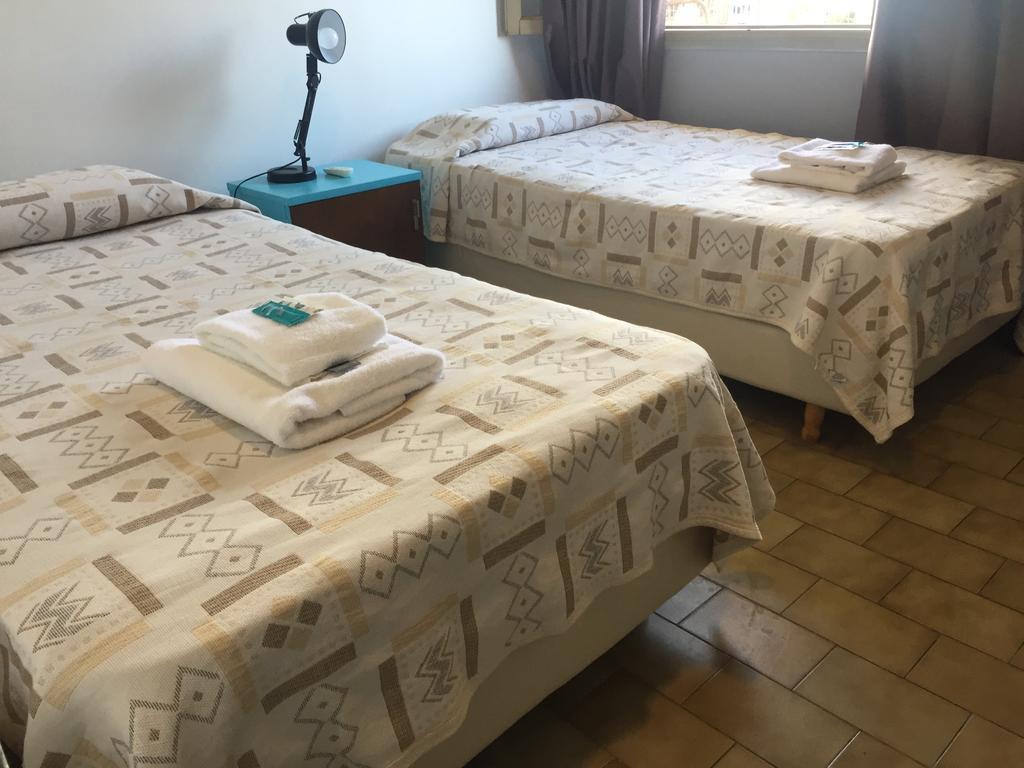 City Hotel Posadas Kültér fotó
