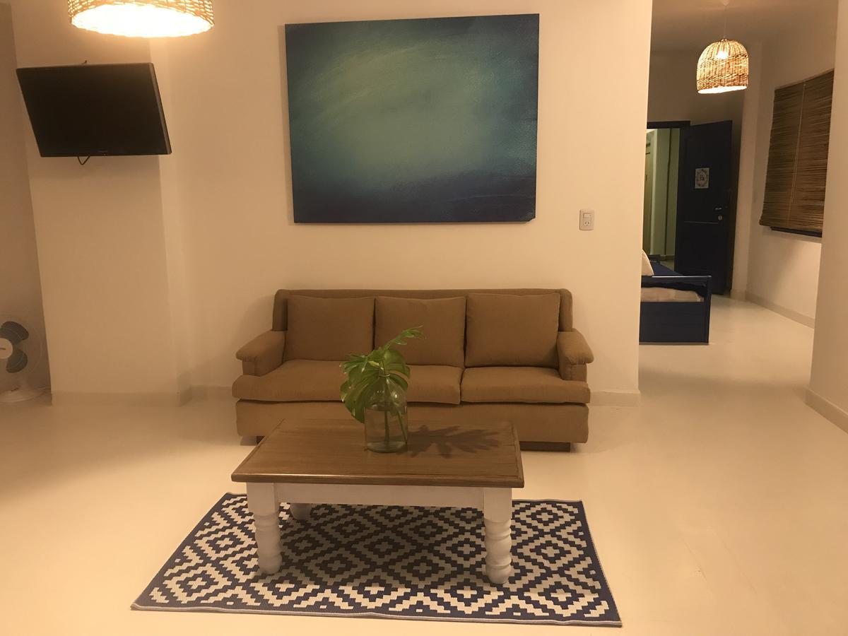 City Hotel Posadas Kültér fotó
