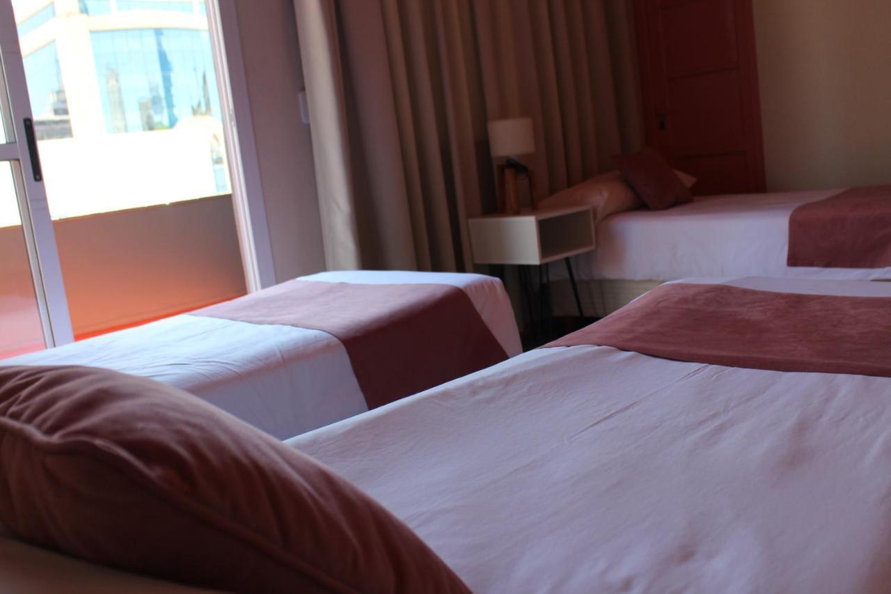 City Hotel Posadas Kültér fotó
