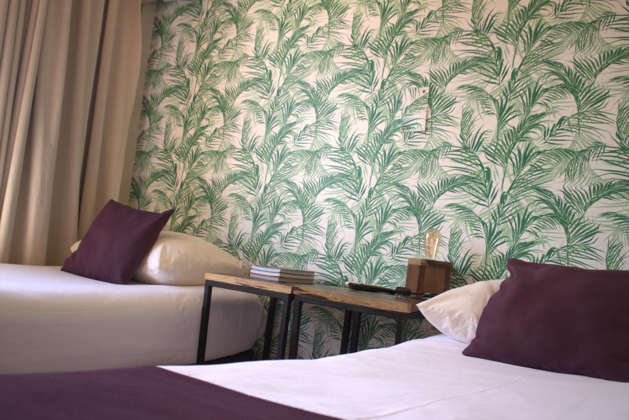 City Hotel Posadas Kültér fotó